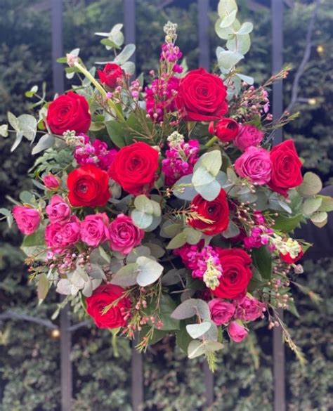 flower shop in epsom|florists in ewell surrey.
